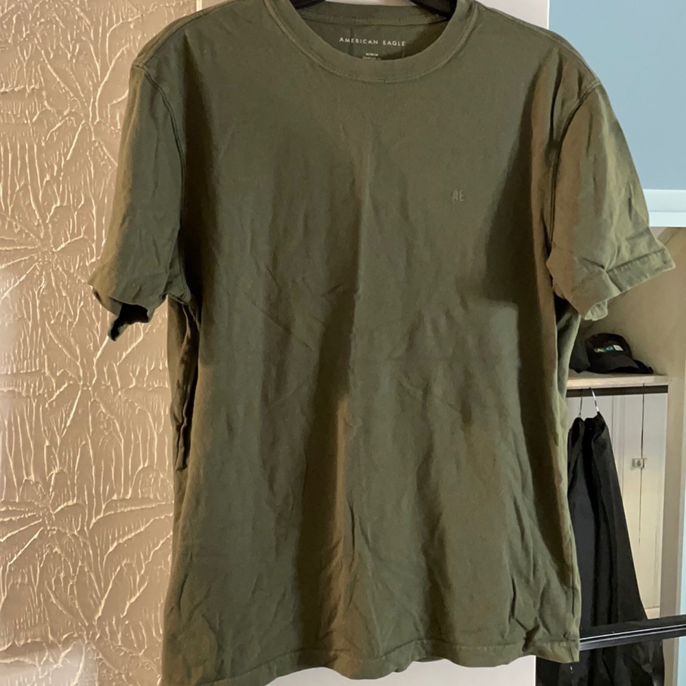 American Eagle T Shirt